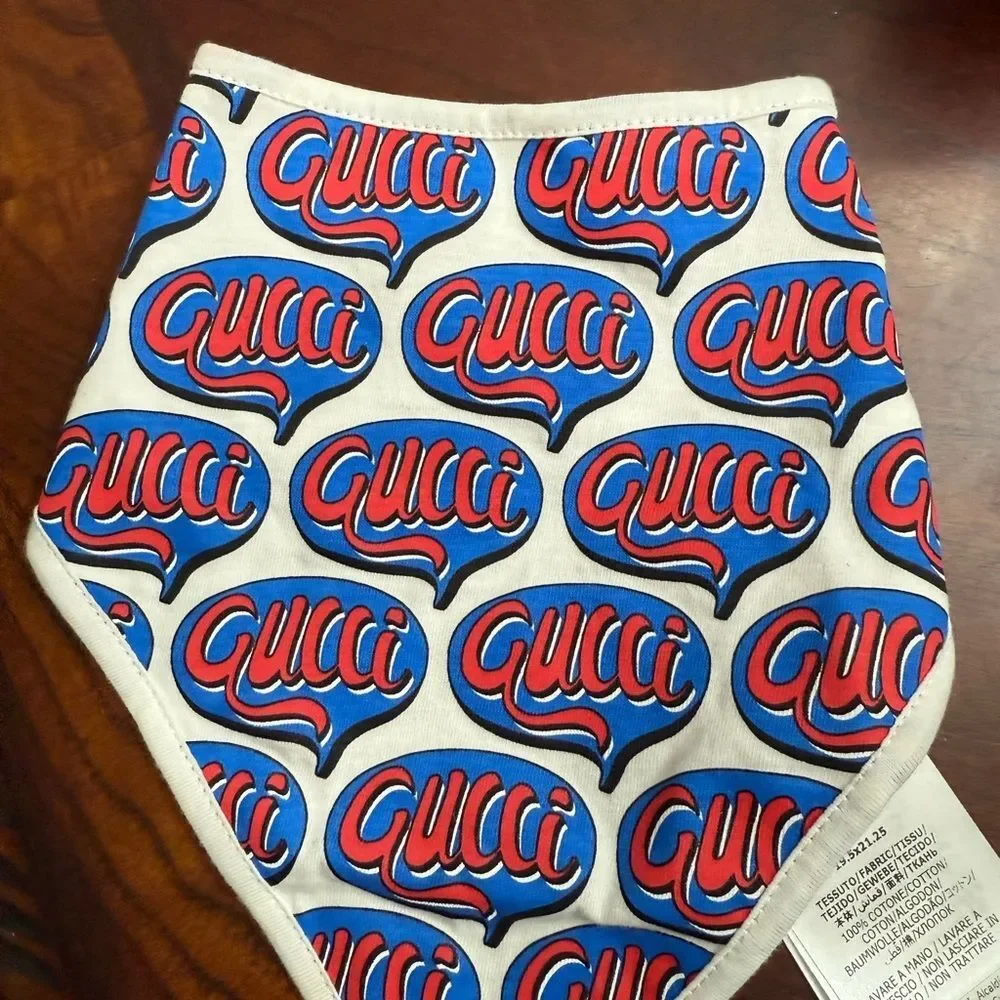 Brand new babies Gucci bib with box